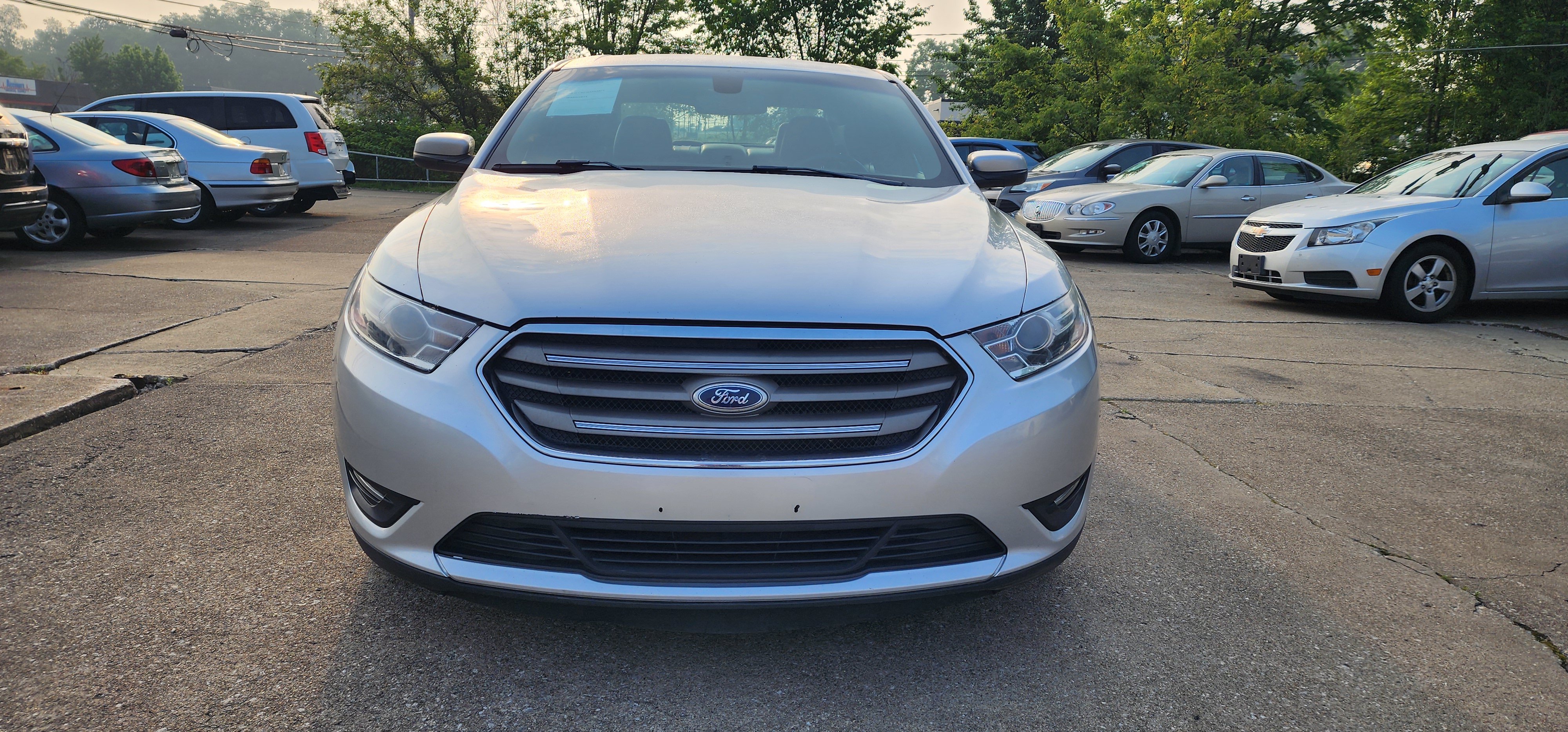 Used 2015 Ford Taurus SEL AWD/4WD image 5