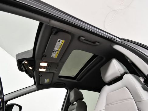 Used 2019 Honda CR-V Touring image 36