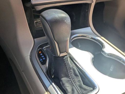 Used 2018 Jeep Grand Cherokee Laredo image 12