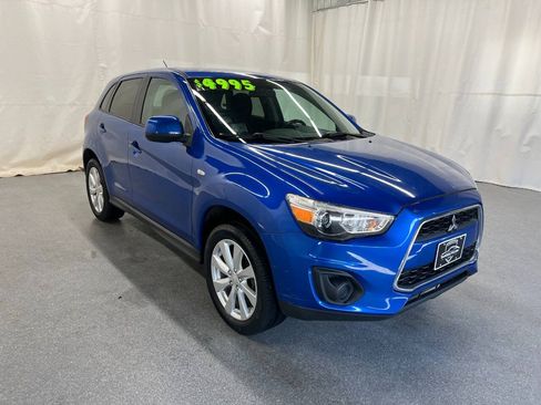 Used 2015 Mitsubishi Outlander Sport ES FWD image 3