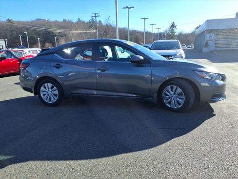 Certified 2023 Nissan Sentra S image 4