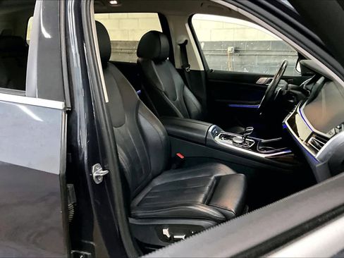 Used 2020 BMW X7 xDrive40i w/ Premium Package image 10