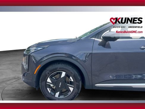 Used 2026 Kia Sportage LX FWD image 13