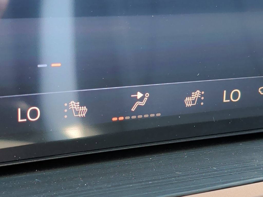 New 2026 Buick Envision Sport Touring AWD/4WD image 32