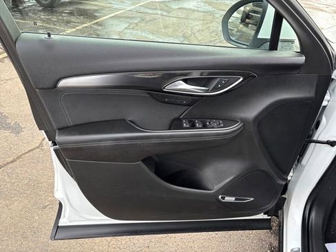 Used 2025 Buick Envision Preferred image 12