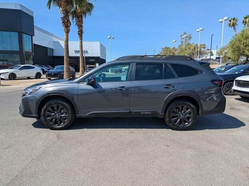 Used 2025 Subaru Outback Onyx Edition AWD/4WD image 3