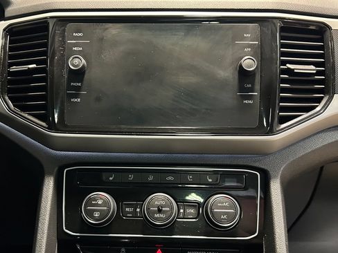 Used 2022 Volkswagen Atlas SEL Premium AWD/4WD image 20
