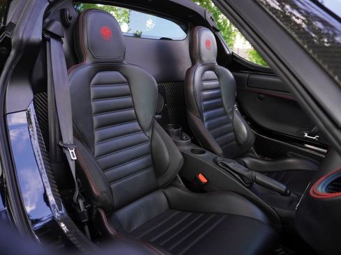Used 2019 Alfa Romeo 4C Spider RWD image 38