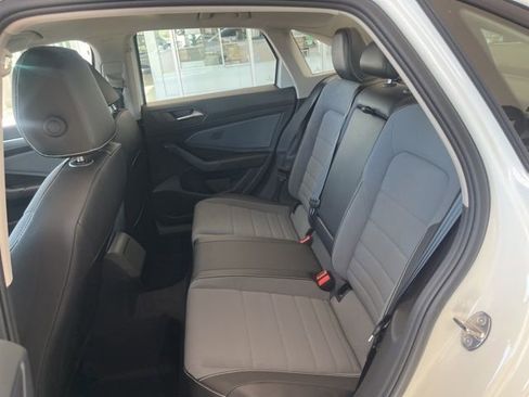 New 2026 Volkswagen Jetta SE FWD image 22