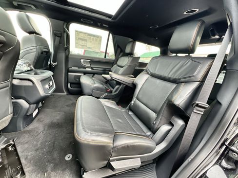 New 2025 Ford Expedition Tremor image 25