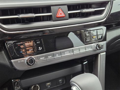 New 2026 Kia Seltos S image 41