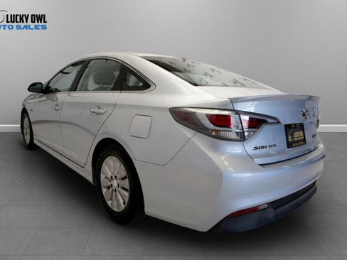 Used 2017 Hyundai Sonata SE FWD image 21