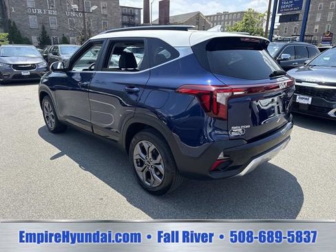 Used 2024 Kia Seltos S AWD/4WD image 9