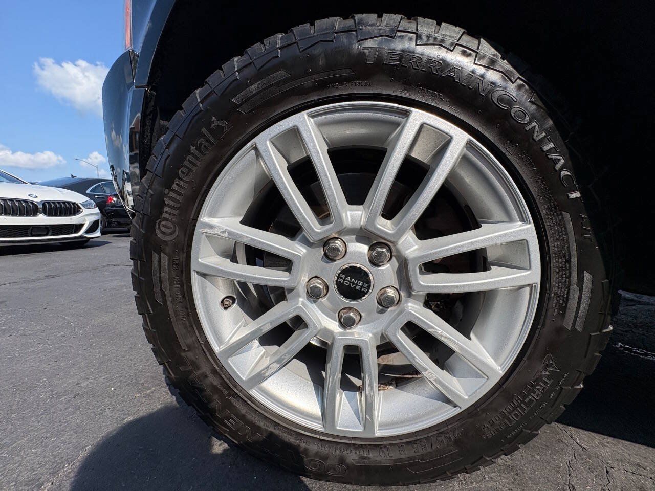Used 2012 Land Rover Range Rover HSE AWD/4WD image 32