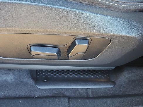 Used 2025 BMW X1 xDrive28i w/ Convenience Package image 26