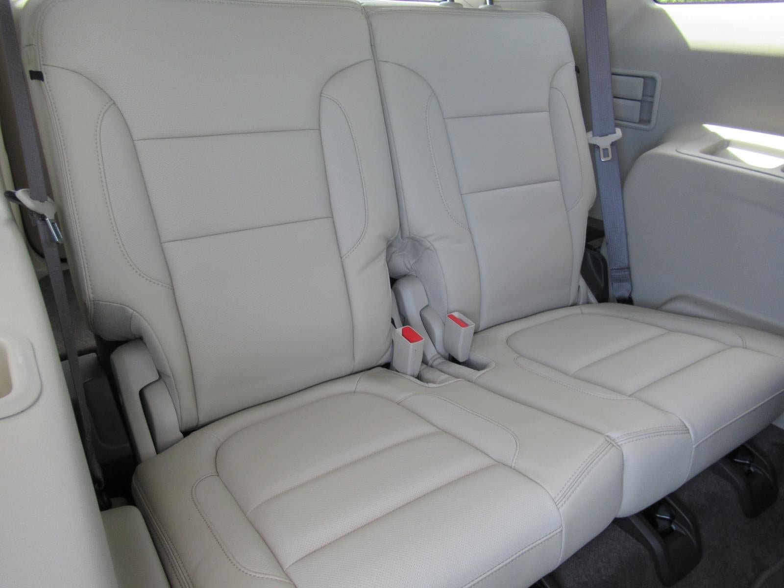 Used 2019 GMC Acadia Denali w/ Technology Package FWD image 38