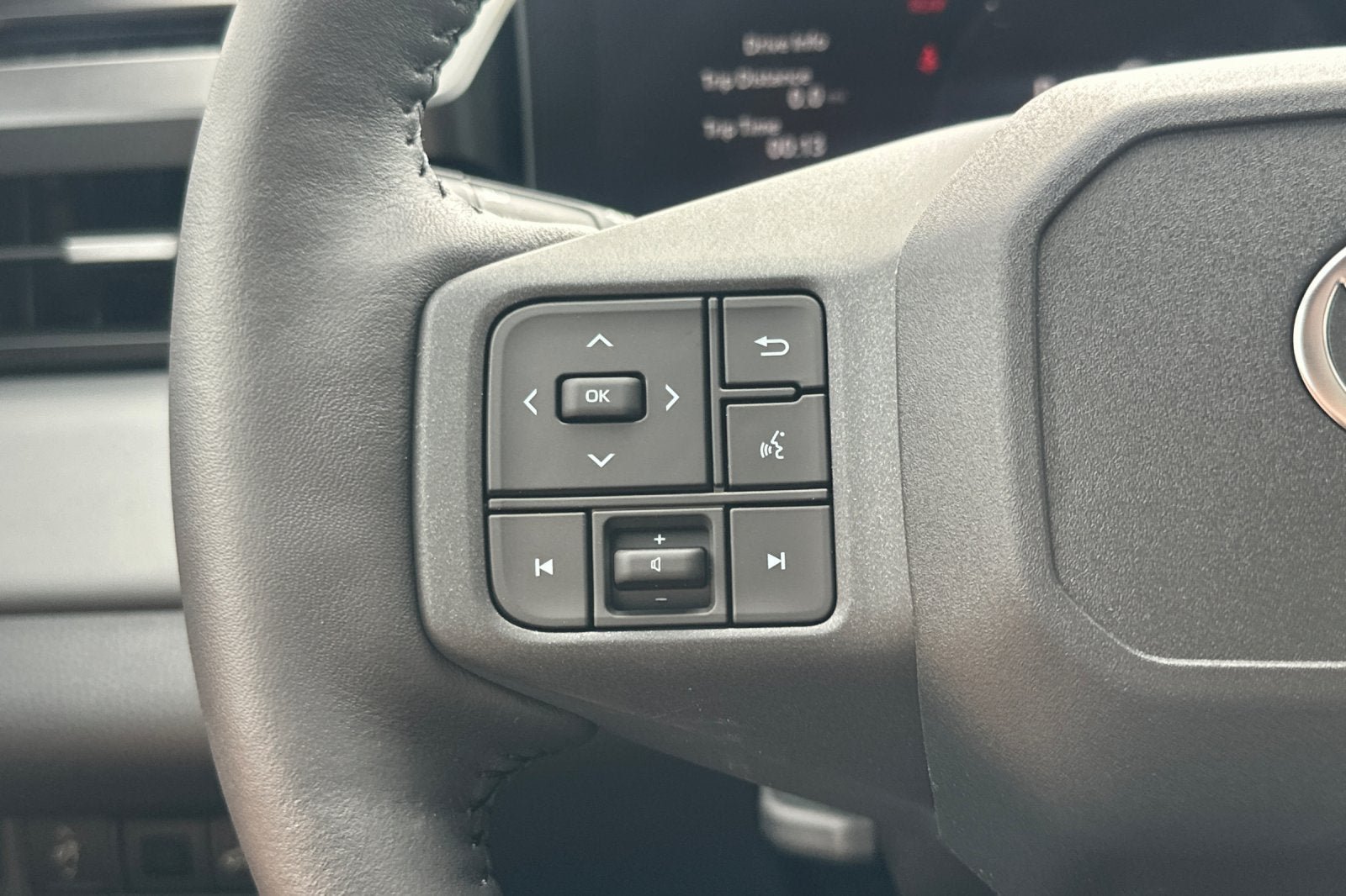 New 2026 Toyota RAV4 XSE AWD/4WD image 27