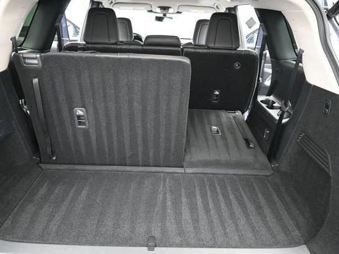 Certified 2025 INFINITI QX60 Sensory w/ Vision Package AWD/4WD image 12