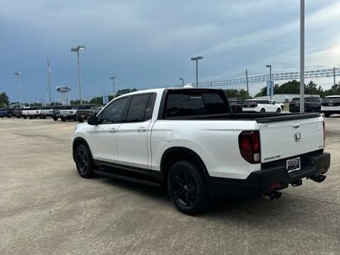 Used 2023 Honda Ridgeline Black Edition image 6
