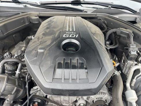 Used 2023 Genesis G70 2.0T AWD/4WD image 34