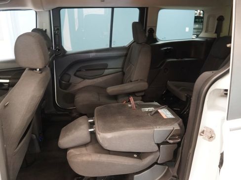 Used 2016 Ford Transit Connect XLT FWD image 19