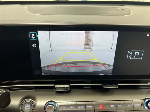 Used 2024 Hyundai Kona SEL AWD/4WD image 15