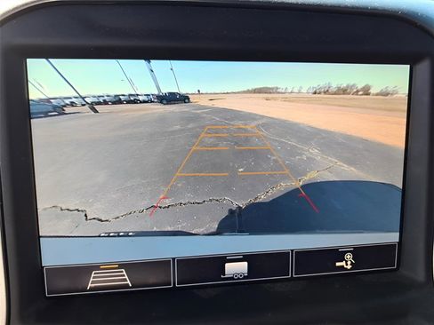 Used 2020 Chevrolet Silverado 1500 LT w/ All-Star Edition image 28