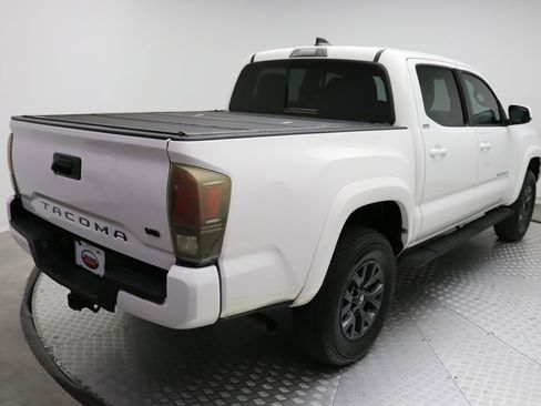 Certified 2020 Toyota Tacoma SR5 image 8