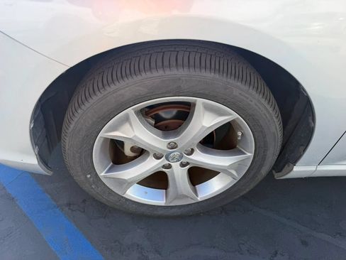 Used 2013 Toyota Venza XLE w/ XLE Premium Pkg FWD image 33