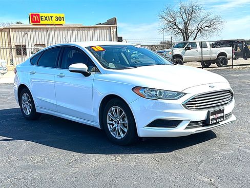 Used 2018 Ford Fusion S image 10