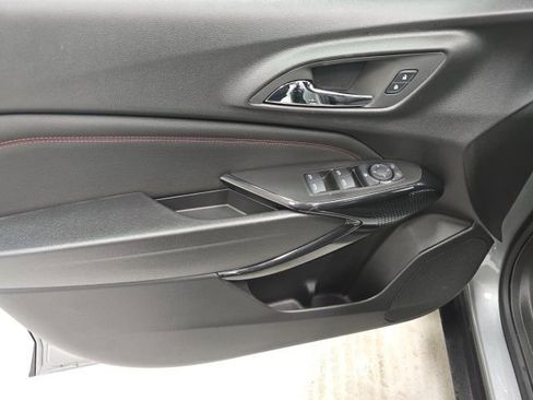 Certified 2026 Chevrolet Trax RS w/ Sunroof Package image 21