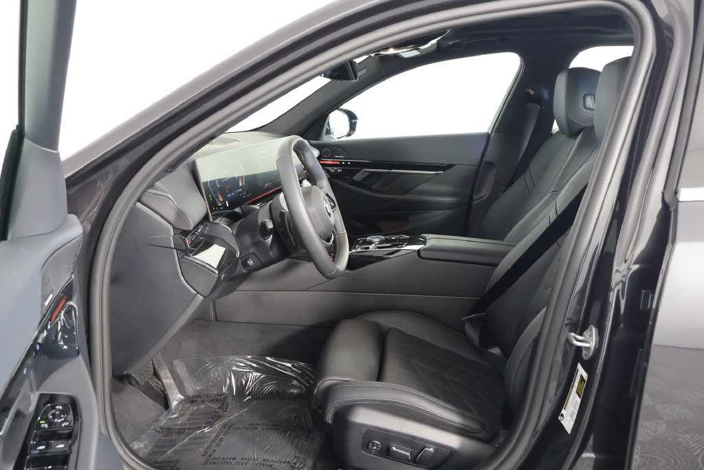 Used 2026 BMW 530i w/ Premium Package RWD image 11