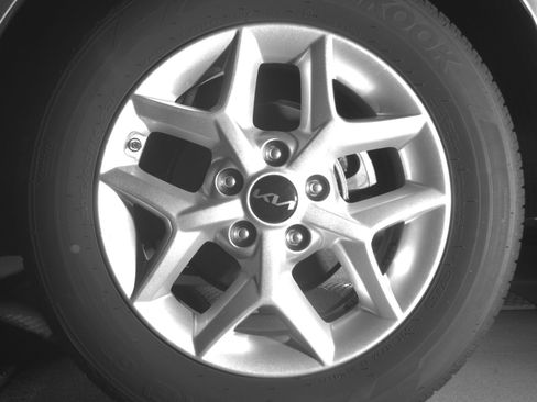 Used 2025 Kia Soul LX w/ LX Technology Package FWD image 14