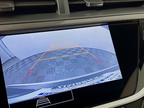 Certified 2021 Buick Encore GX Select image 13