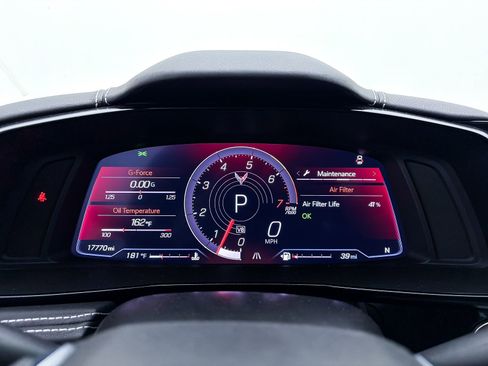 Used 2021 Chevrolet Corvette Stingray Coupe w/ Engine Appearance Package RWD image 33