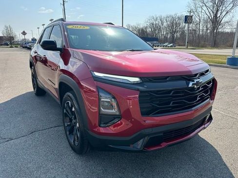 Used 2025 Chevrolet Equinox RS w/ Convenience Package III image 4