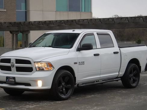 Used 2016 RAM 1500 Express AWD/4WD image 26