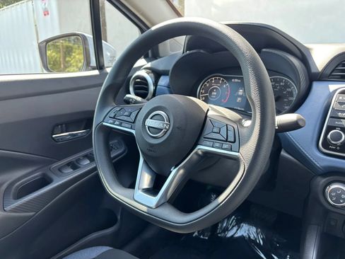 Used 2025 Nissan Versa SV w/ Trunk Package FWD image 11