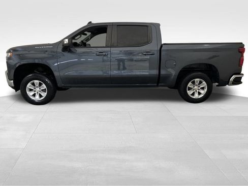 Used 2020 Chevrolet Silverado 1500 LT image 2