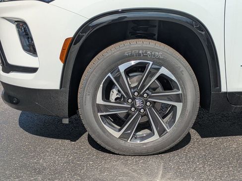 New 2025 Buick Enclave Sport Touring w/ LPO, Floor Liner Package AWD/4WD image 8