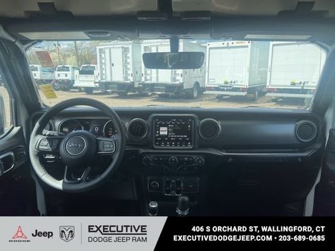 Used 2023 Jeep Wrangler Unlimited w/ Cold Weather Group AWD/4WD image 11