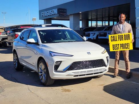 New 2026 Buick Envista Avenir image 1