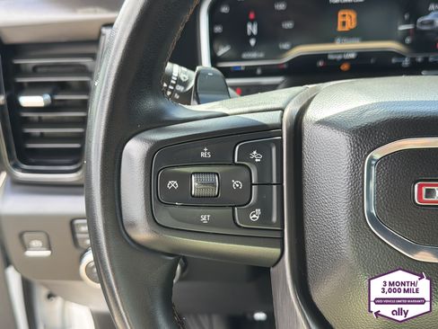 Used 2023 GMC Sierra 1500 AT4 w/ Technology Package AWD/4WD image 17