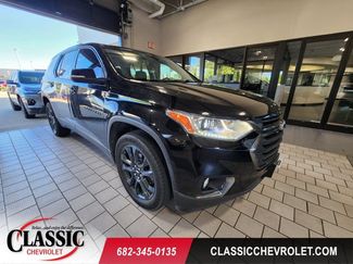 Used 2021 Chevrolet Traverse RS FWD video 1