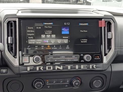 New 2025 Nissan Frontier SV image 18