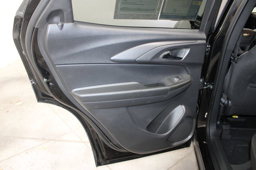Used 2026 Chevrolet TrailBlazer LT FWD image 22