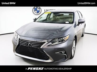 Used 2016 Lexus ES 350 w/ Navigation System Package