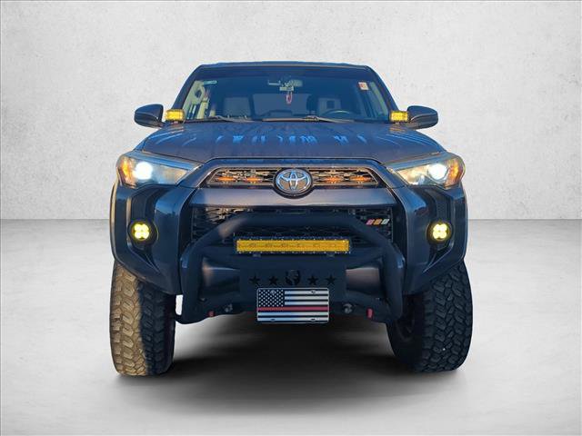 Used 2016 Toyota 4Runner SR5 RWD image 2