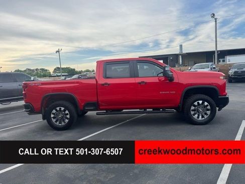 Used 2024 Chevrolet Silverado 2500 Custom w/ Custom Value Package AWD/4WD image 7