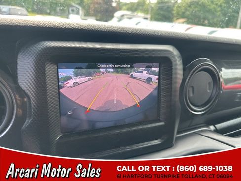 Used 2022 Jeep Wrangler Unlimited Sport AWD/4WD image 17